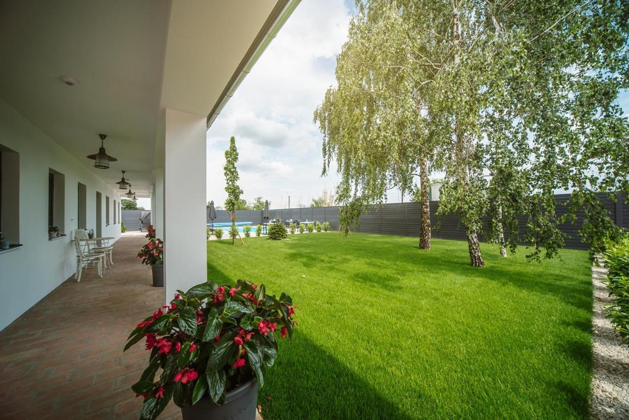 Palkonyha Panzio Speiz Gasztromuhely Bed and Breakfast Palkonya Εξωτερικό φωτογραφία